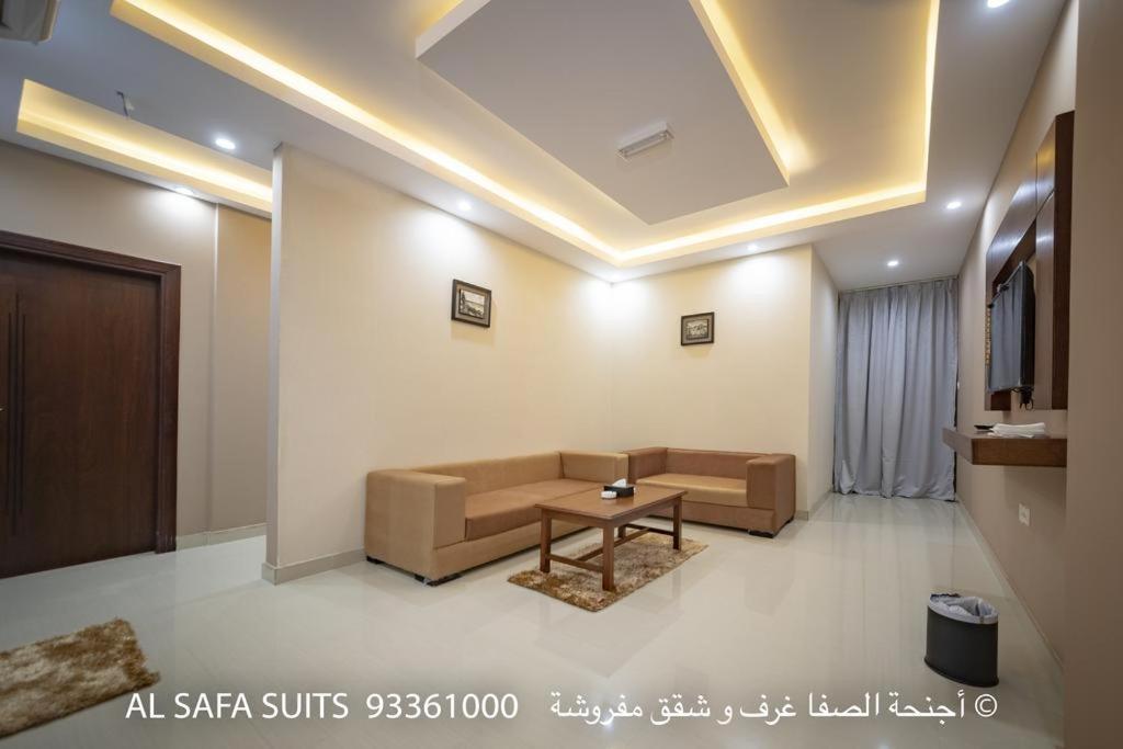 Red-5 - Al Safa Suites Selale Dış mekan fotoğraf
