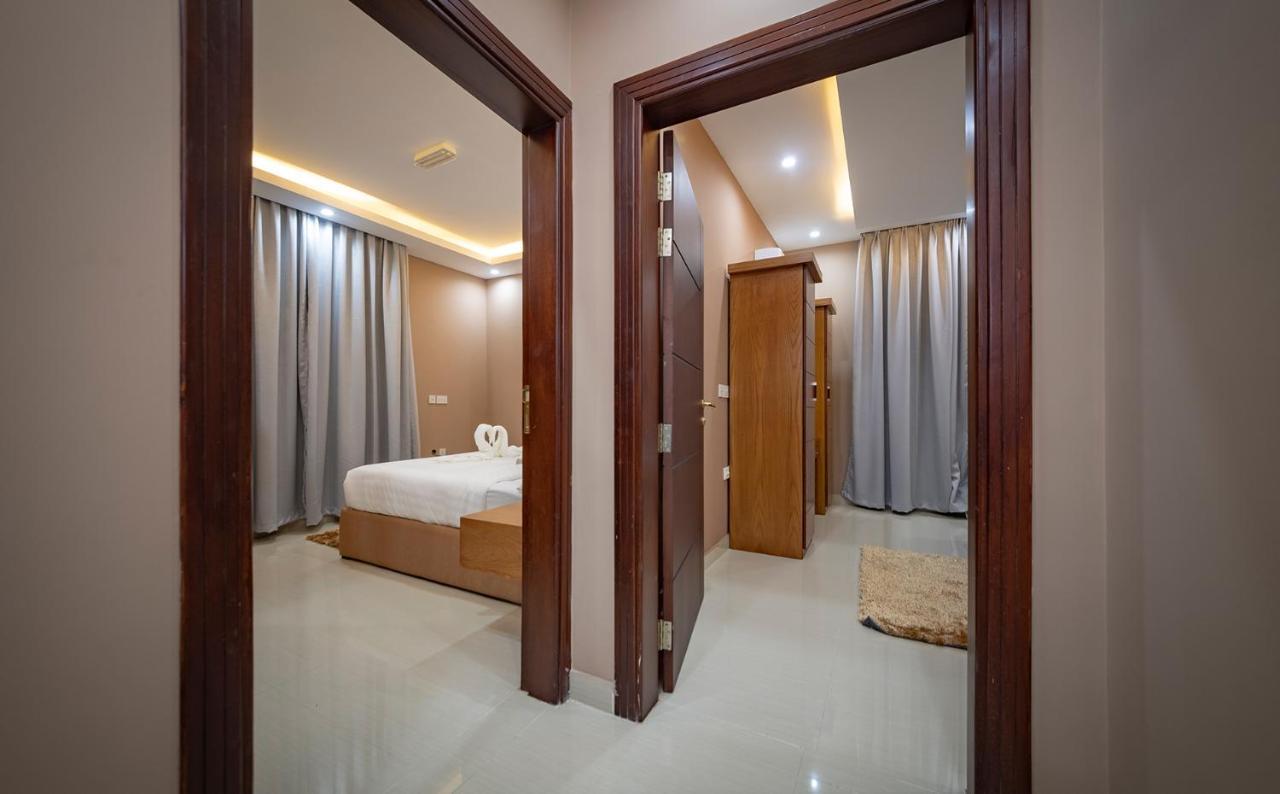 Red-5 - Al Safa Suites Selale Dış mekan fotoğraf