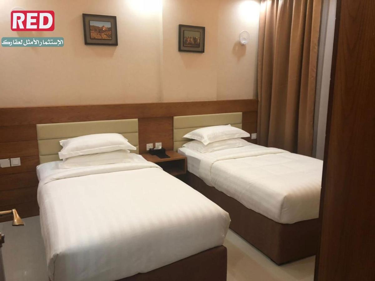 Red-5 - Al Safa Suites Selale Dış mekan fotoğraf
